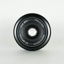 銘匠光学 TTArtisan 25mm F2 C (ソニーE用) ブラック 銘匠光学 TTArtisan 25mm F2 C (ソニーE用) ブラック