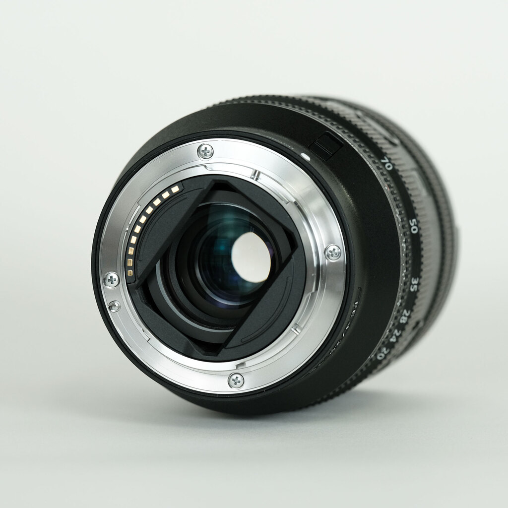 SONY FE 20-70mm F4 G SEL2070G