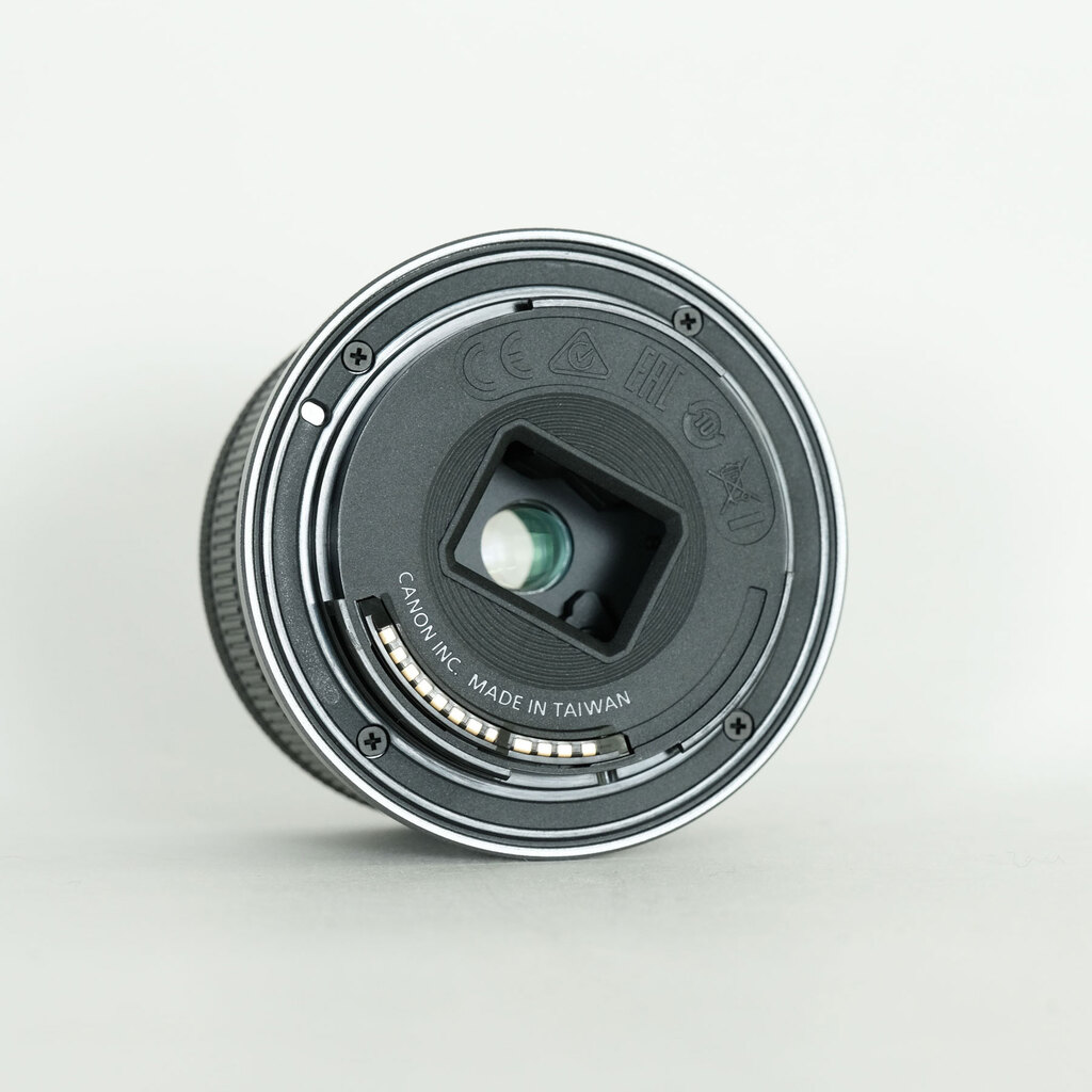 Canon RF-S 18-45mm F4.5-6.3 IS STM Canon RF-S 18-45mm F4.5-6.3 IS STM