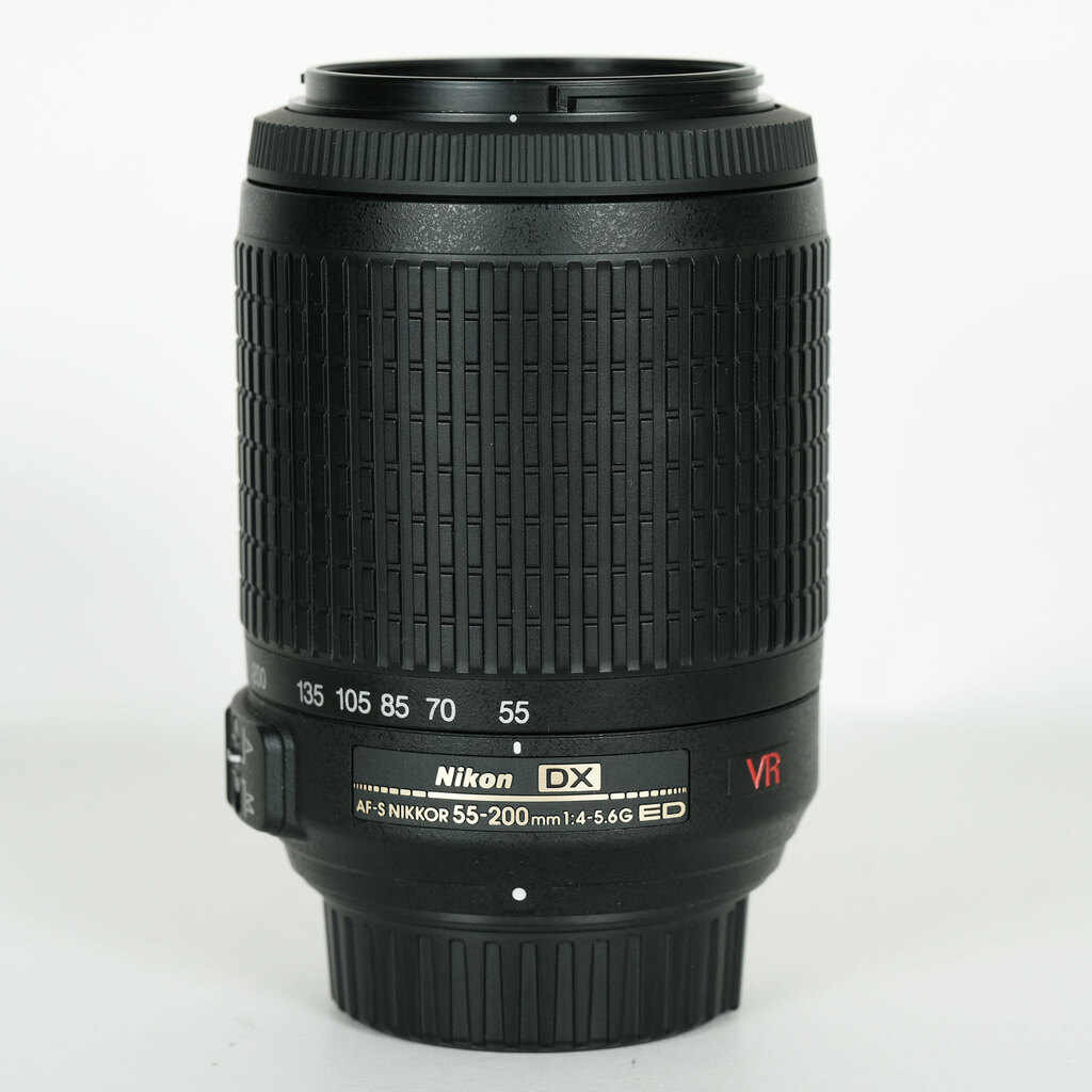 ❤手振れ補正❤Nikon AF-S 55-200mm VR ニコン❤望遠レンズ❤ ⭐手振れ補正⭐大人気 AF-S 55-200mm VR⭐ 望遠レンズ⭐Nikon 価格.