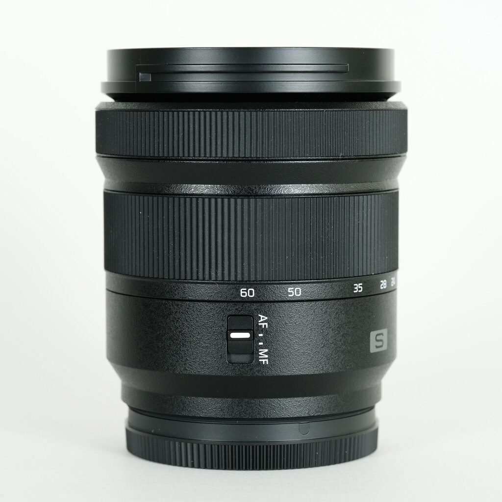 Panasonic LUMIX S 20-60mm F3.5-5.6 Panasonic LUMIX S 20-60mm F3.5-5.6