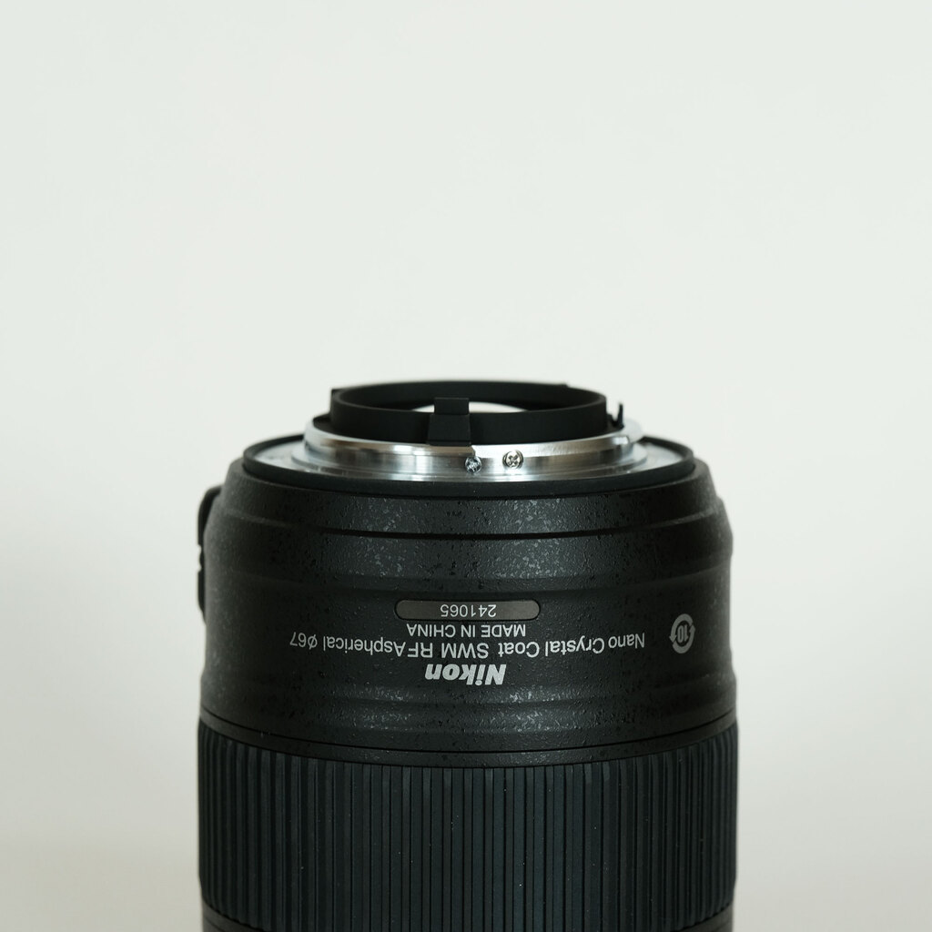 Nikon AF-S NIKKOR 28mm f/1.8G Nikon AF-S NIKKOR 28mm f/1.8G