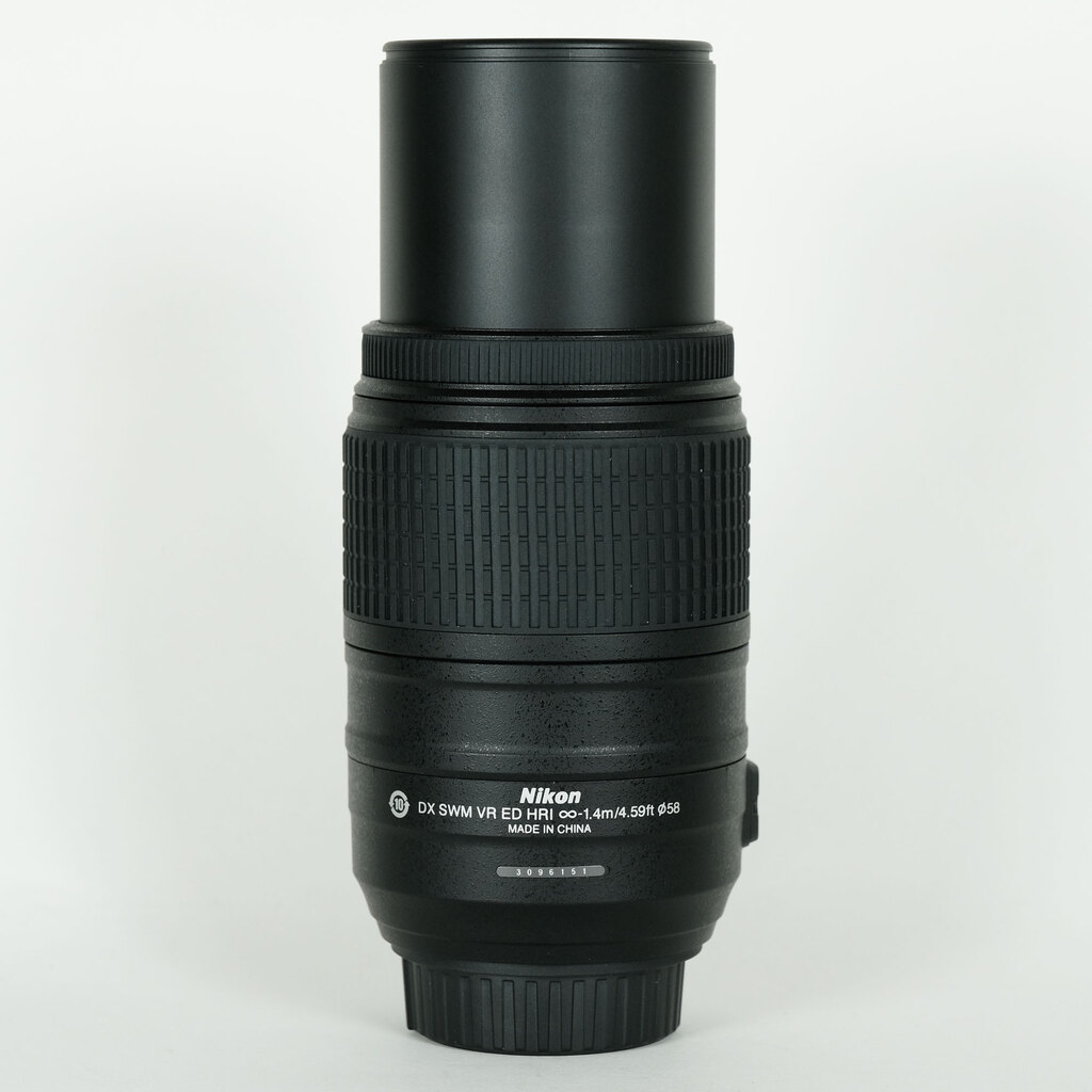 Nikon AF-S DX NIKKOR 55-300mm F4.5-5.6G ED VR Nikon AF-S DX NIKKOR 55-300mm F4.5-5.6G ED VR