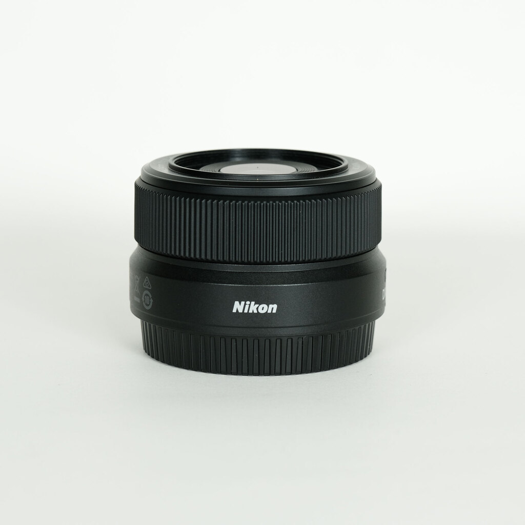 Nikon NIKKOR Z DX 24mm f/1.7 Nikon NIKKOR Z DX 24mm f/1.7