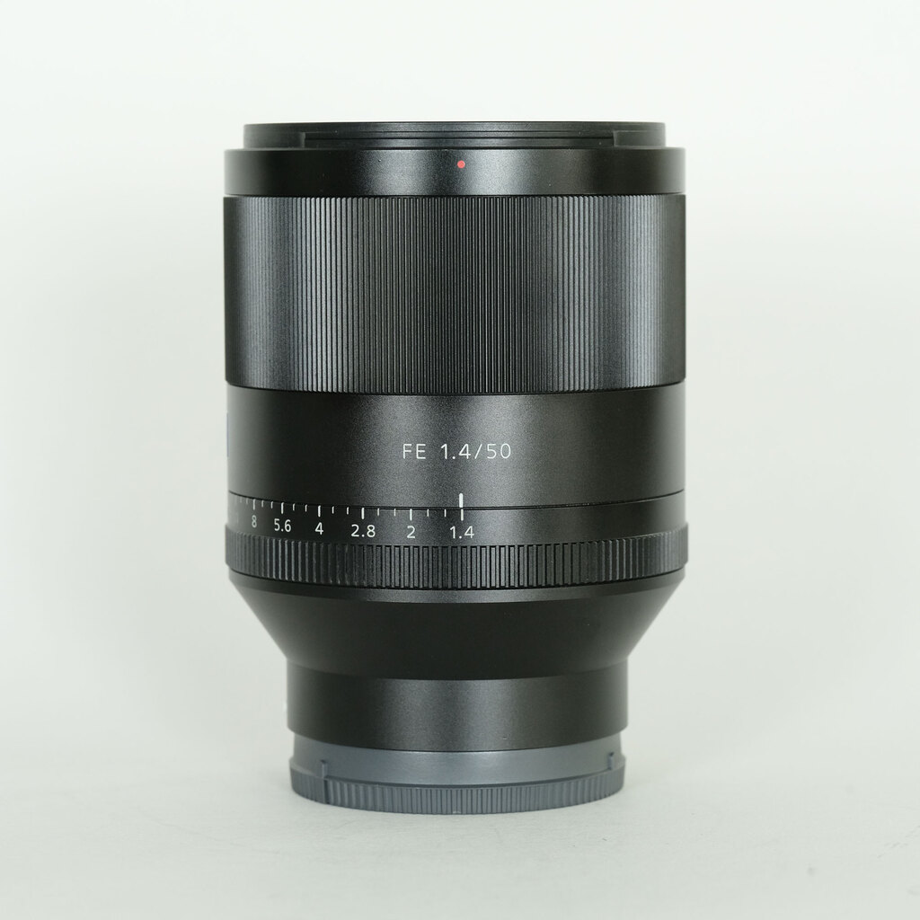 SONY Planar T* FE 50mm F1.4 ZA SEL50F14Z SONY Planar T* FE 50mm F1.4 ZA SEL50F14Z
