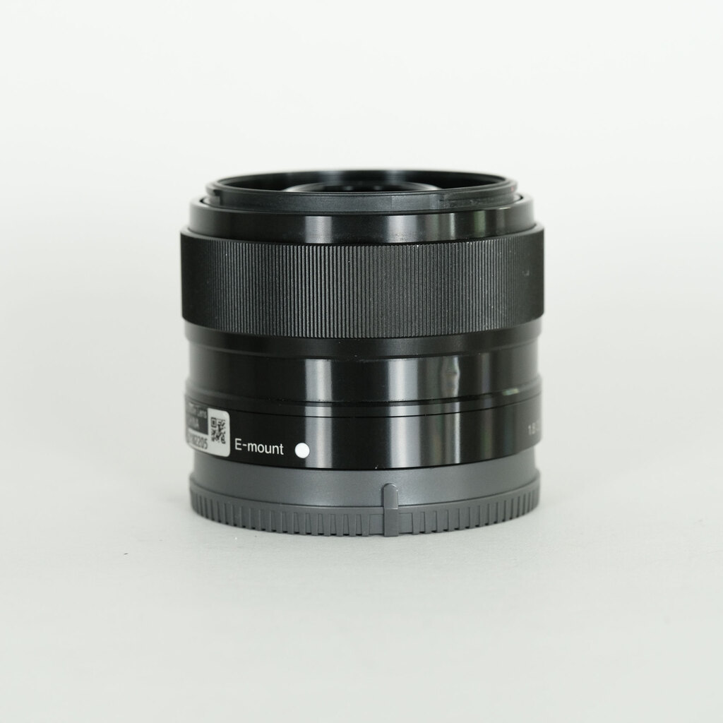 SONY E 35mm F1.8 OSS SEL35F18 SONY E 35mm F1.8 OSS SEL35F18
