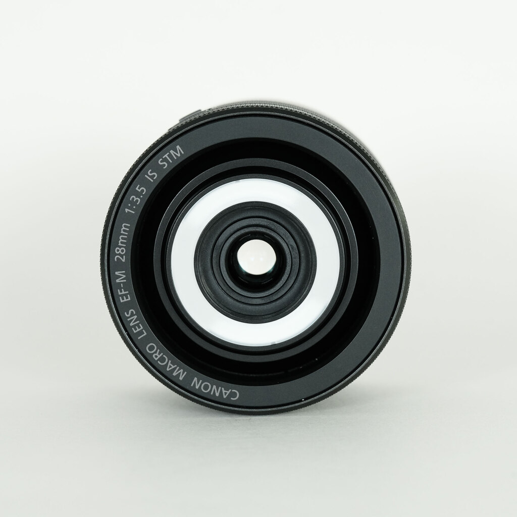 Canon EF-M28mm F3.5 マクロ IS STMの出品 | ONE SCENE（ワン