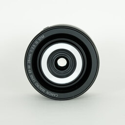 Canon EF-M28mm F3.5 マクロ IS STM