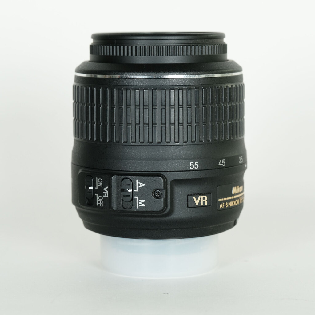Nikon AF-S DX NIKKOR 18-55mm F3.5-5.6 G VR