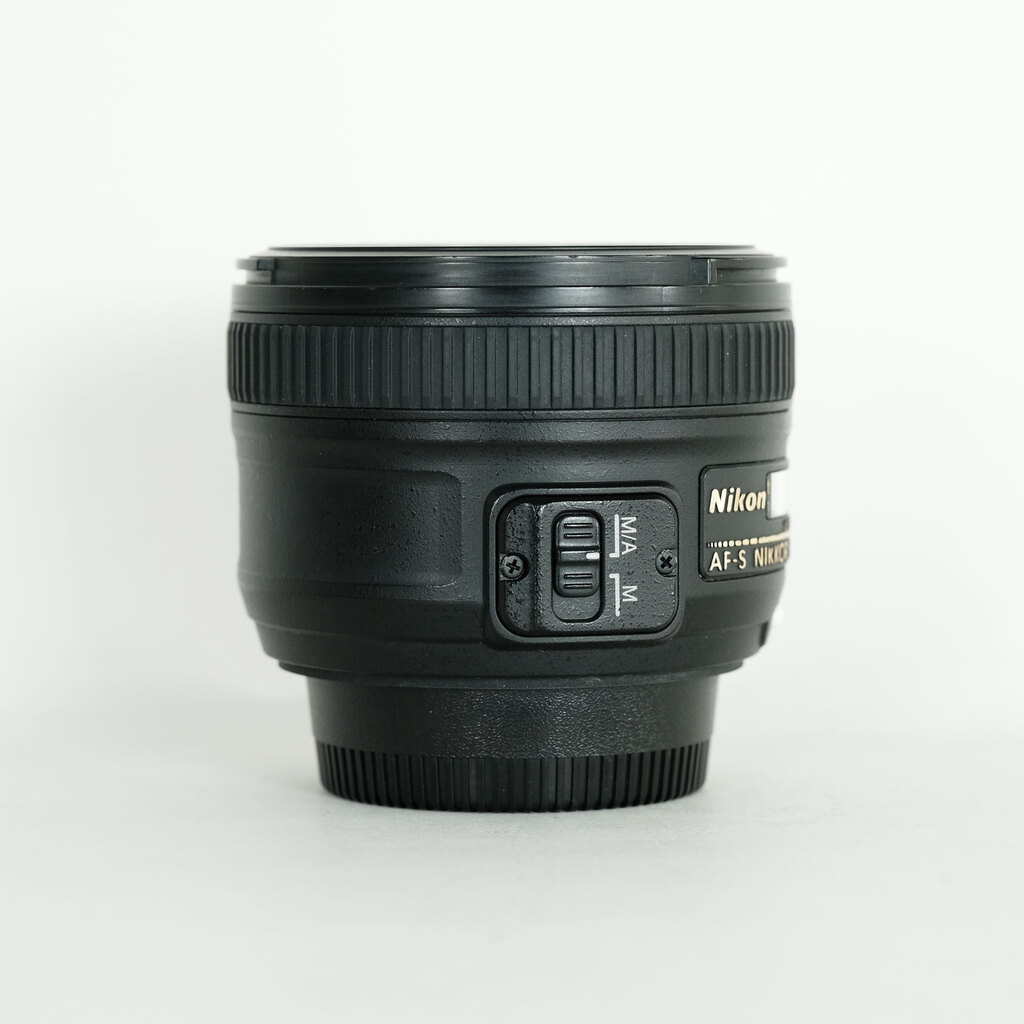 Nikon AF-S NIKKOR 50mm f/1.8G Nikon AF-S NIKKOR 50mm f/1.8G