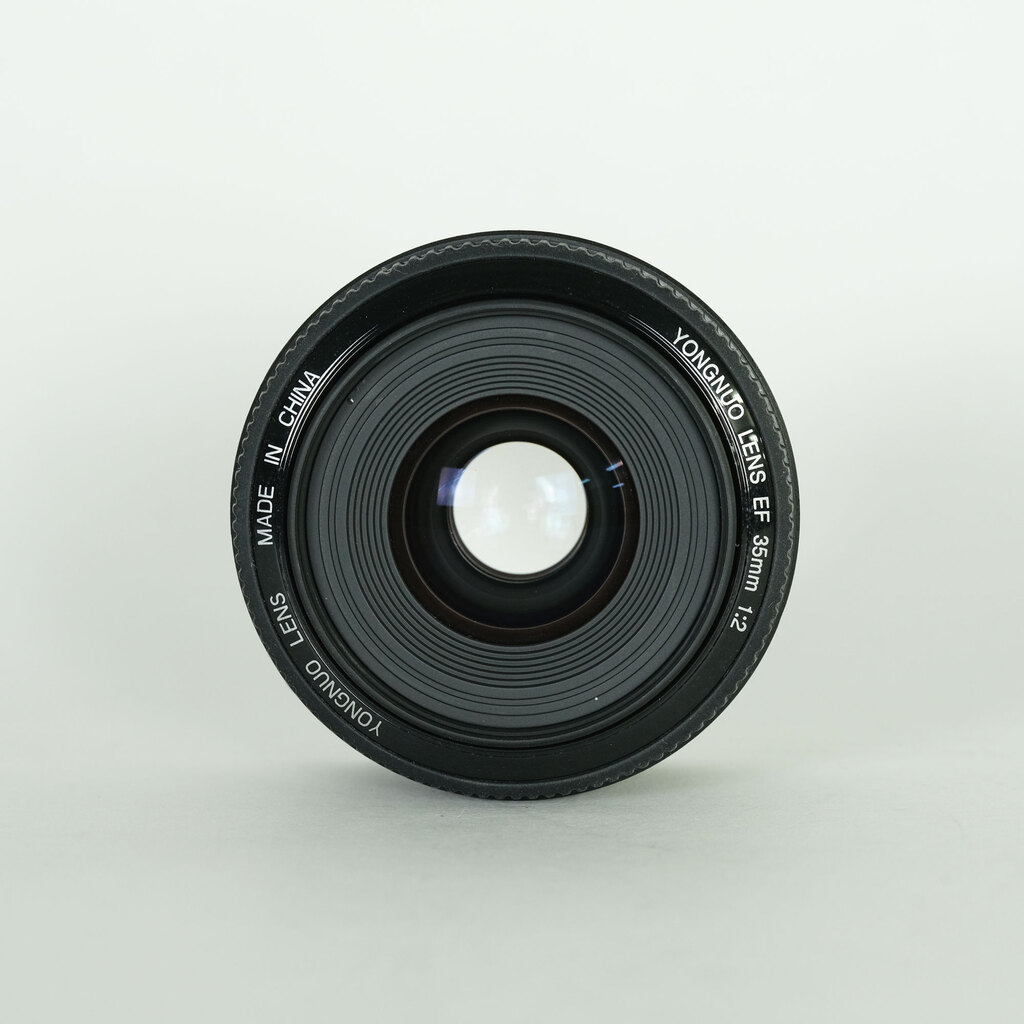 YONGNUO YN35mm F2 [キヤノンEF用]