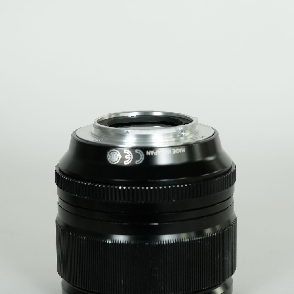 FUJIFILM XF56mmF1.2 R FUJIFILM XF56mmF1.2 R