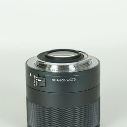 Canon EF-M32mm F1.4 STM Canon EF-M32mm F1.4 STM