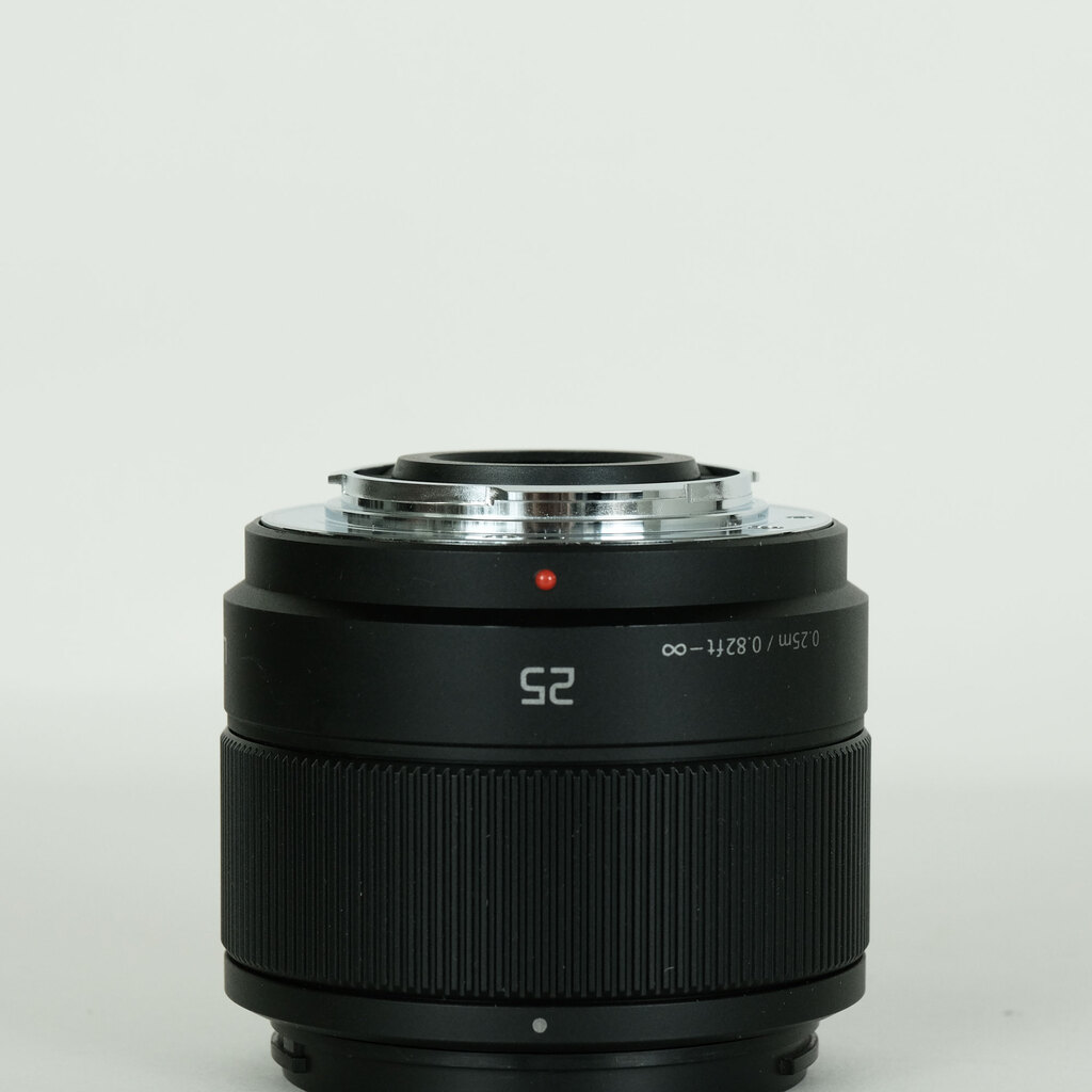 【美品】 Panasonic LUMIX G 25 1.7 ASPH レンズ Panasonic(パナソニック) LUMIX G 25mm F1.7 ASPH. シルバー H