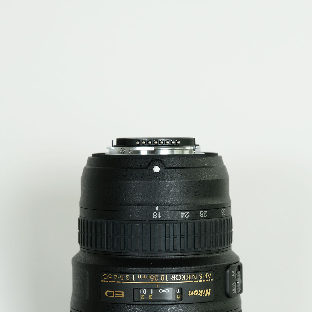 Nikon AF-S NIKKOR 18-35mm F3.5–4.5 G ED Nikon AF-S NIKKOR 18-35mm F3.5–4.5 G ED