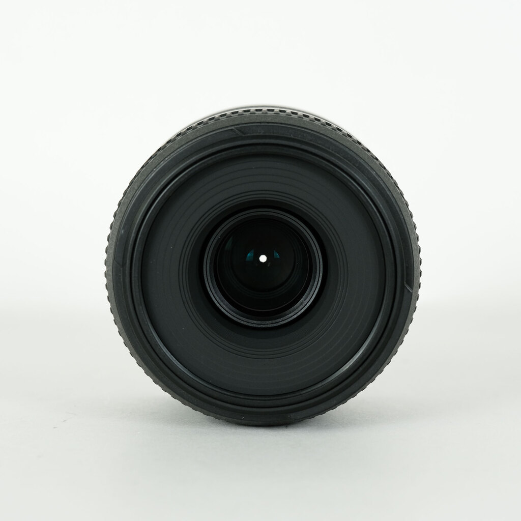 Nikon AF-S DX Micro NIKKOR 40mm f/2.8Gの出品 | ONE SCENE