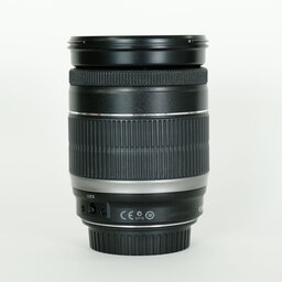 Canon EF-S18-200mm F3.5-5.6 IS Canon EF-S18-200mm F3.5-5.6 IS