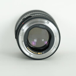 Canon EF135mm F2L USM Canon EF135mm F2L USM