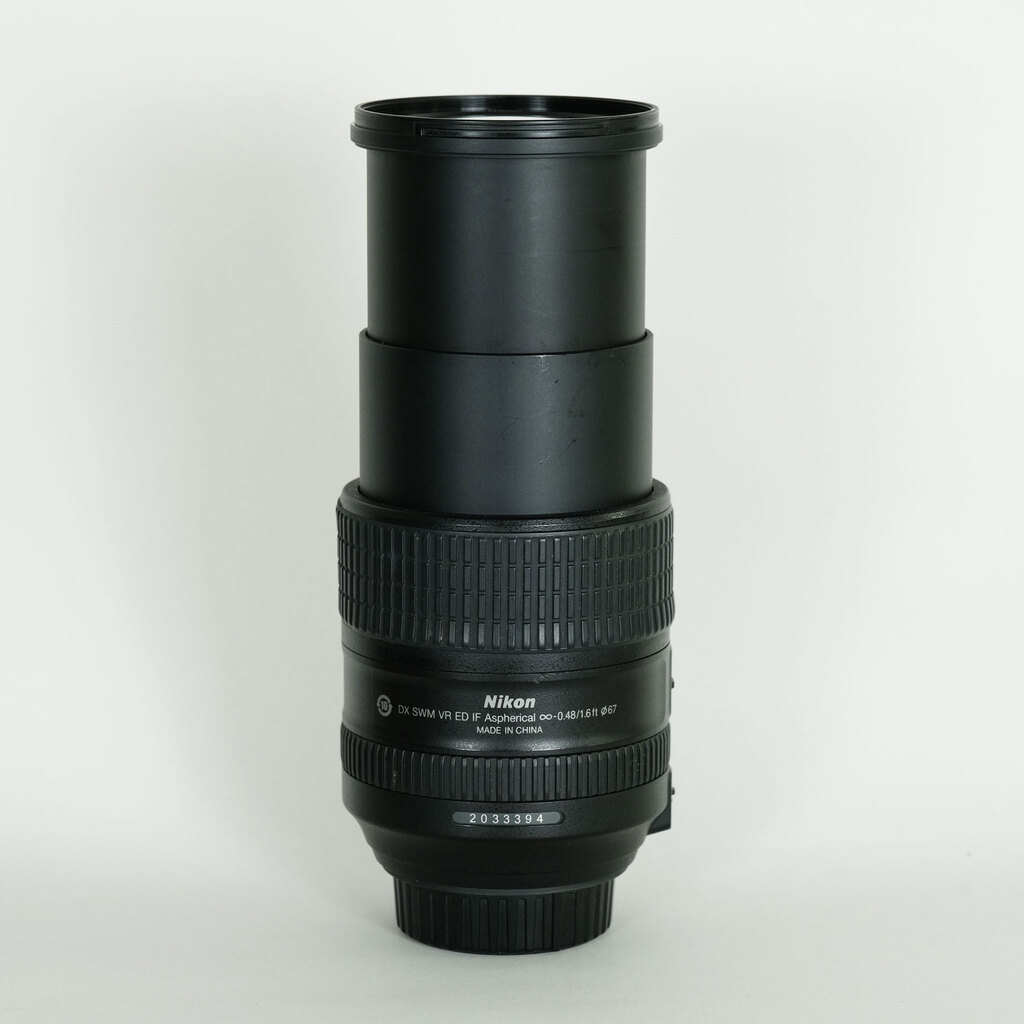 Nikon AF-S DX NIKKOR 18-300mm f/3.5-6.3G ED VR Nikon AF-S DX NIKKOR 18-300mm f/3.5-6.3G ED VR