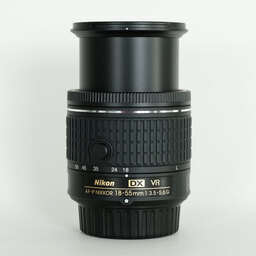 Nikon AF-P DX NIKKOR 18-55mm F3.5-5.6G VR Nikon AF-P DX NIKKOR 18-55mm F3.5-5.6G VR