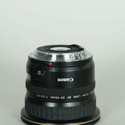 Canon EF20-35mm F3.5-4.5 USM