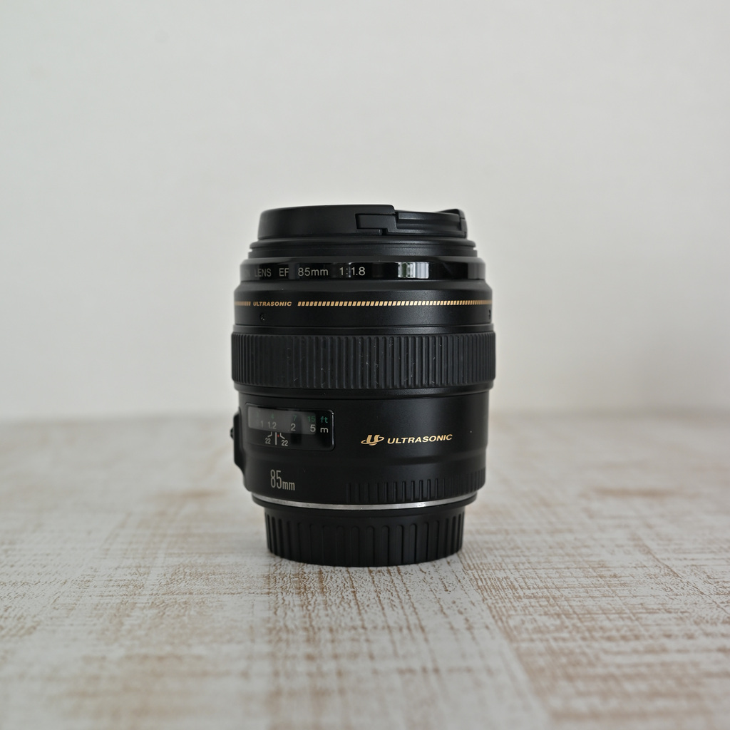 Canon EF85mm F1.8 USM Canon EF85mm F1.8 USM