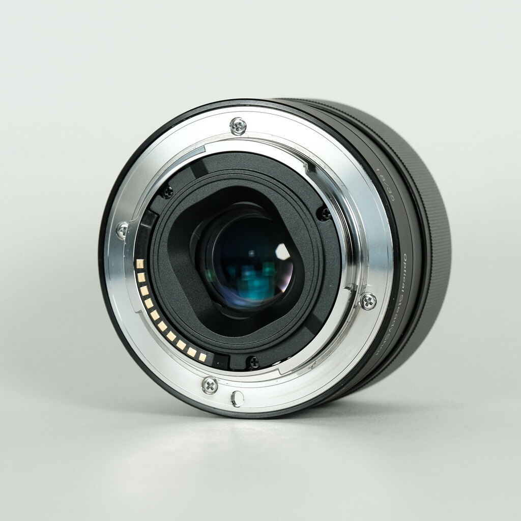 SONY E 35mm F1.8 OSS SEL35F18 SONY E 35mm F1.8 OSS SEL35F18