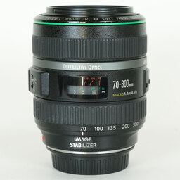 Canon EF70-300mm F4.5-5.6 DO IS USM