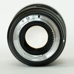 Nikon AF-S NIKKOR 24-70mm f/2.8E ED VR Nikon AF-S NIKKOR 24-70mm f/2.8E ED VR