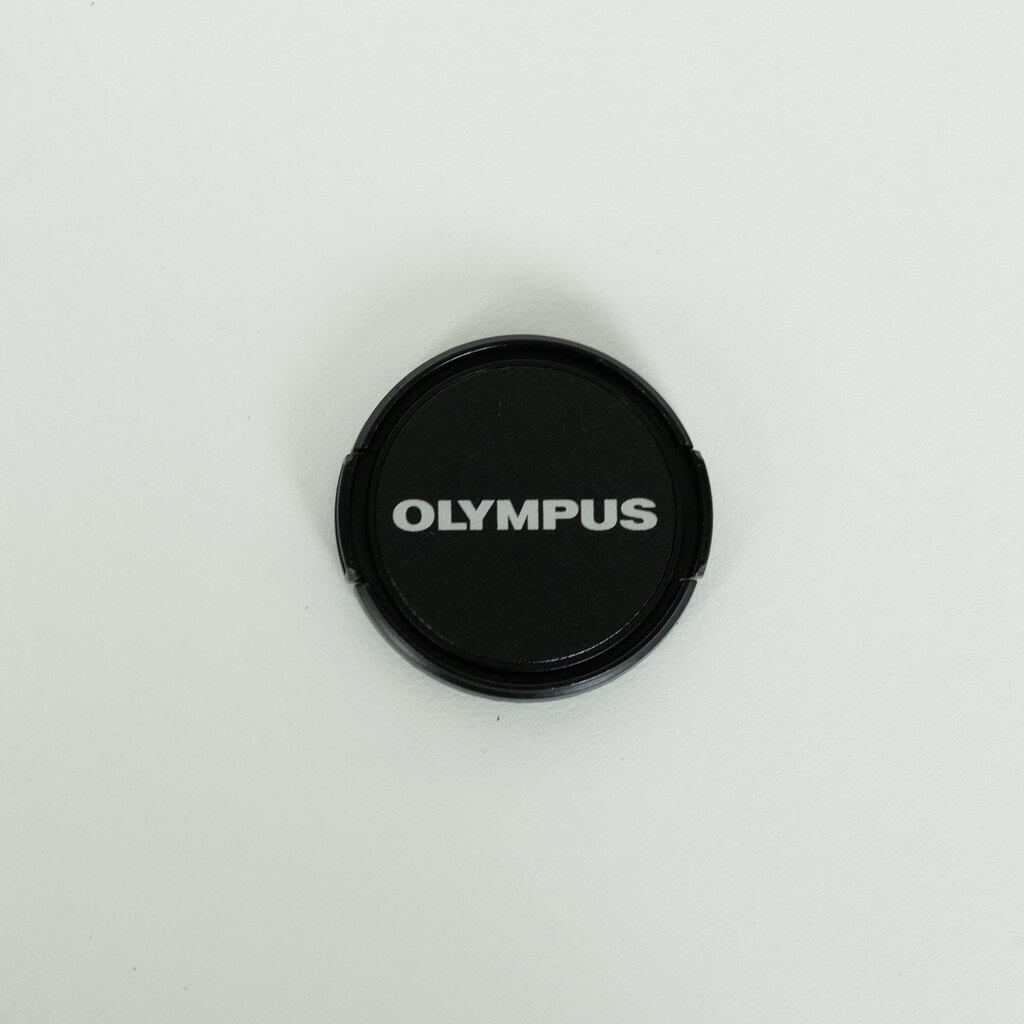 OLYMPUS M.ZUIKO DIGITAL ED 14-42mm F3.5-5.6 EZ シルバー OLYMPUS M.ZUIKO DIGITAL ED 14-42mm F3.5-5.6 EZ シルバー