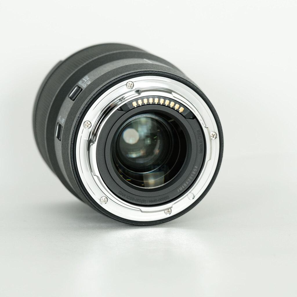 Panasonic LUMIX S 100mm F2.8 MACRO Panasonic LUMIX S 100mm F2.8 MACRO