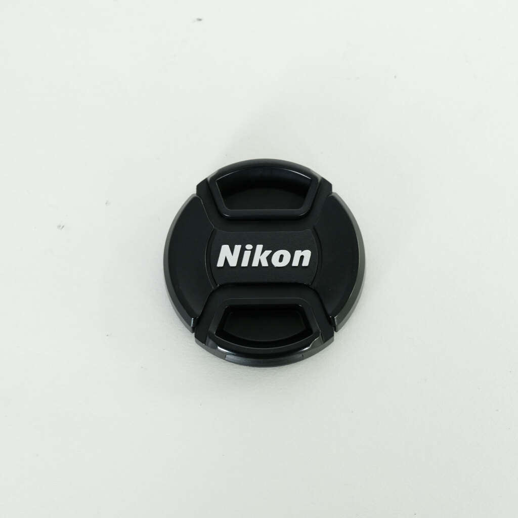 Nikon AF-S DX NIKKOR 18-55mm f3.5-5.6G VR II