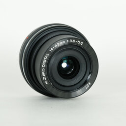 OLYMPUS M.ZUIKO DIGITAL ED 14-42mm F3.5-5.6 EZ ブラック