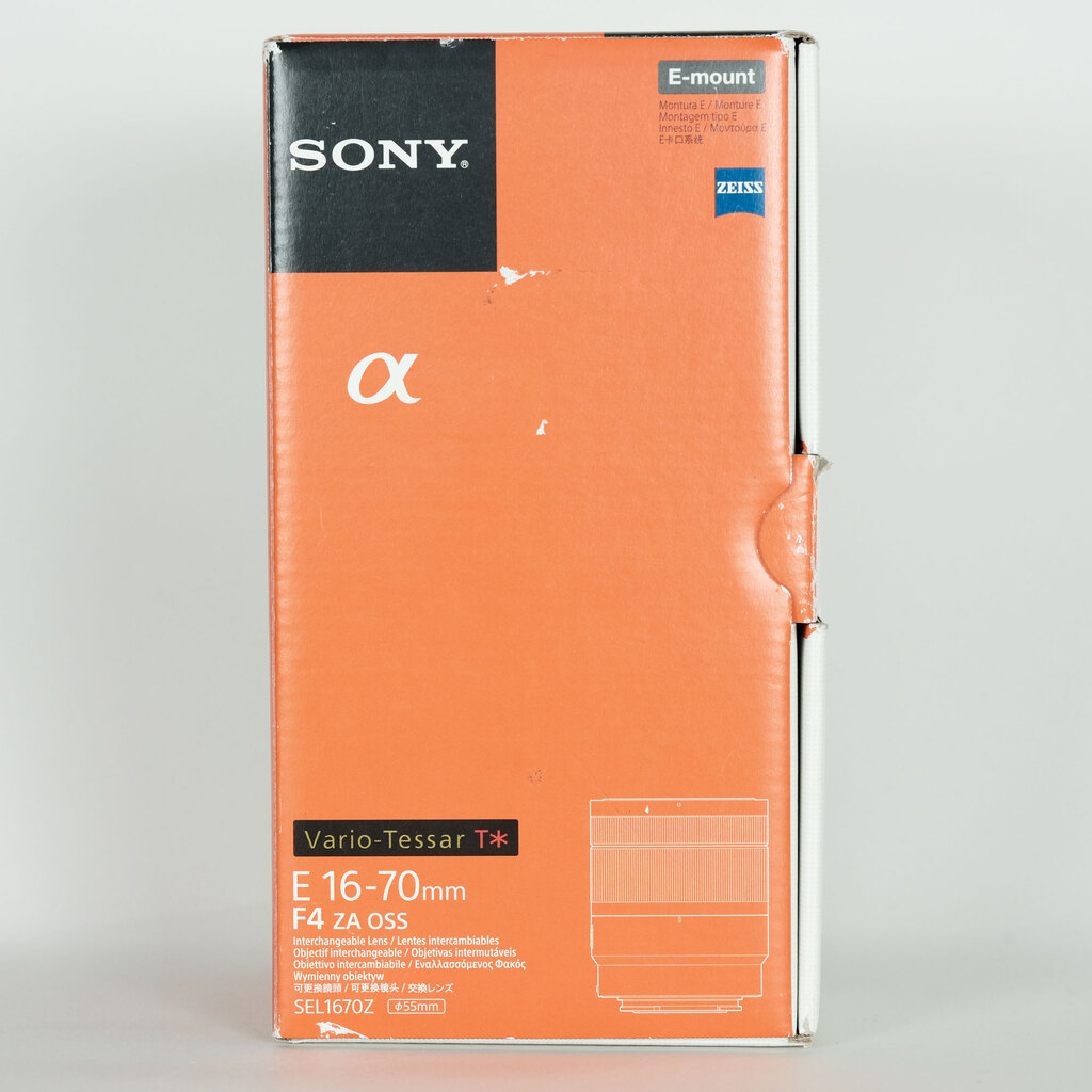 SONY Vario-Tessar T* E 16-70mm F4 ZA OSS SEL1670Z SONY Vario-Tessar T* E 16-70mm F4 ZA OSS SEL1670Z