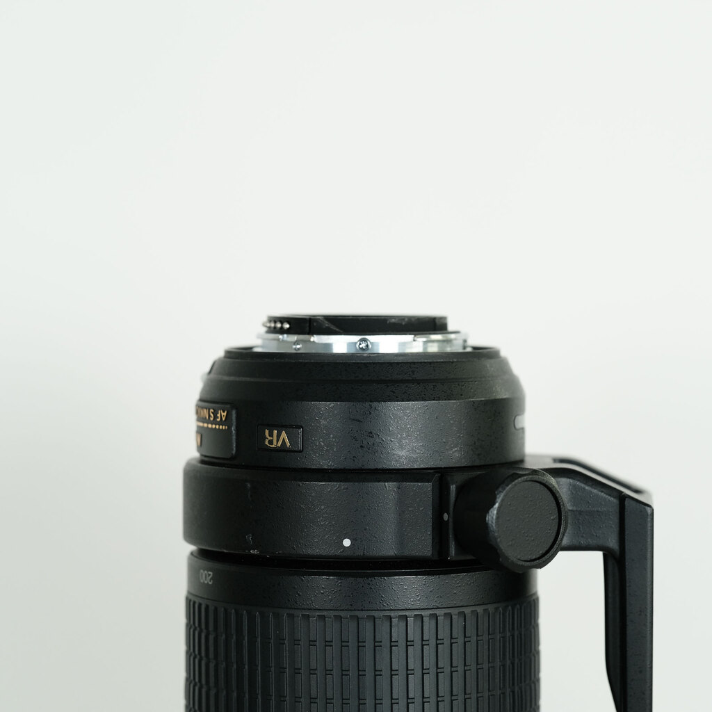 Nikon AF-S NIKKOR 70-200mm f/4G ED VR Nikon AF-S NIKKOR 70-200mm f/4G ED VR