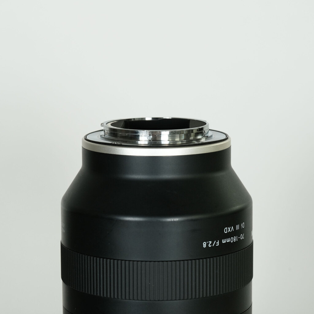 TAMRON 70-180mm F/2.8 Di III VXD (Model A056) [ ソニーE用 ]