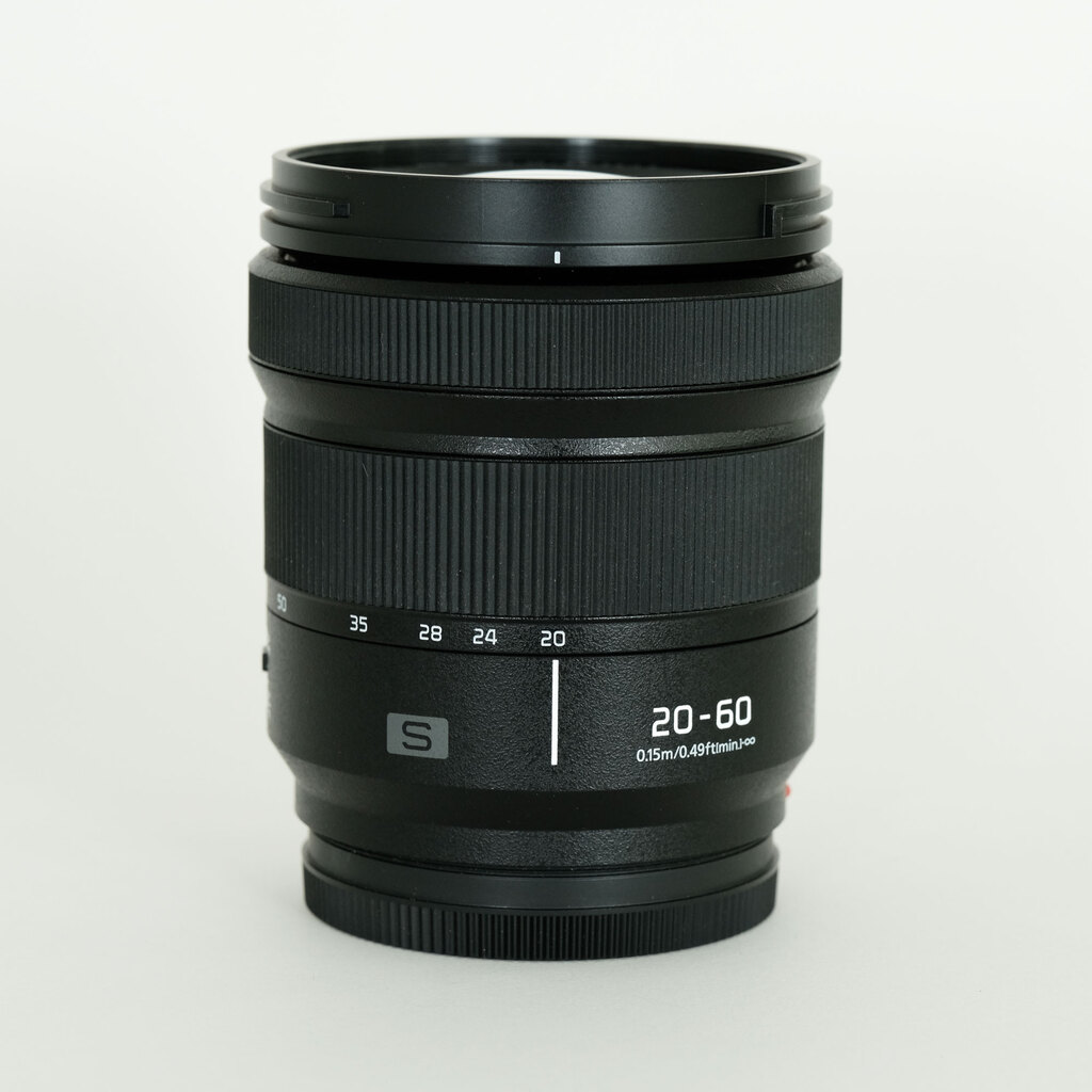 Panasonic LUMIX S 20-60mm F3.5-5.6 Panasonic LUMIX S 20-60mm F3.5-5.6