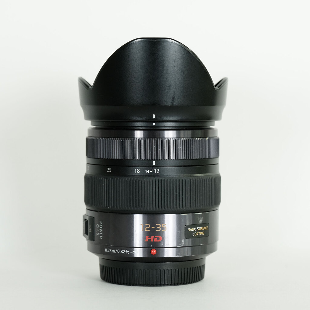 Panasonic LUMIX G X VARIO 12-35mm / F2.8 ASPH. / POWER O.I.S. Panasonic LUMIX G X VARIO 12-35mm / F2.8 ASPH. / POWER O.I.S.
