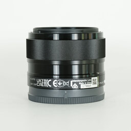 SONY E 35mm F1.8 OSS SEL35F18