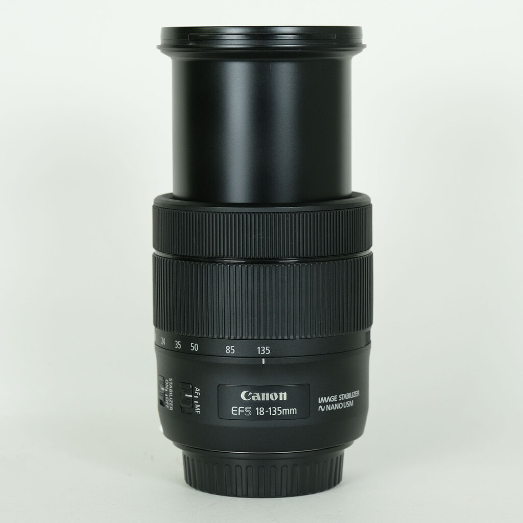Canon EF-S18-135mm F3.5-5.6 IS USM