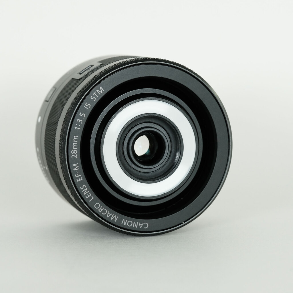 Canon EF-M28mm F3.5 マクロ IS STMの出品 | ONE SCENE（ワン