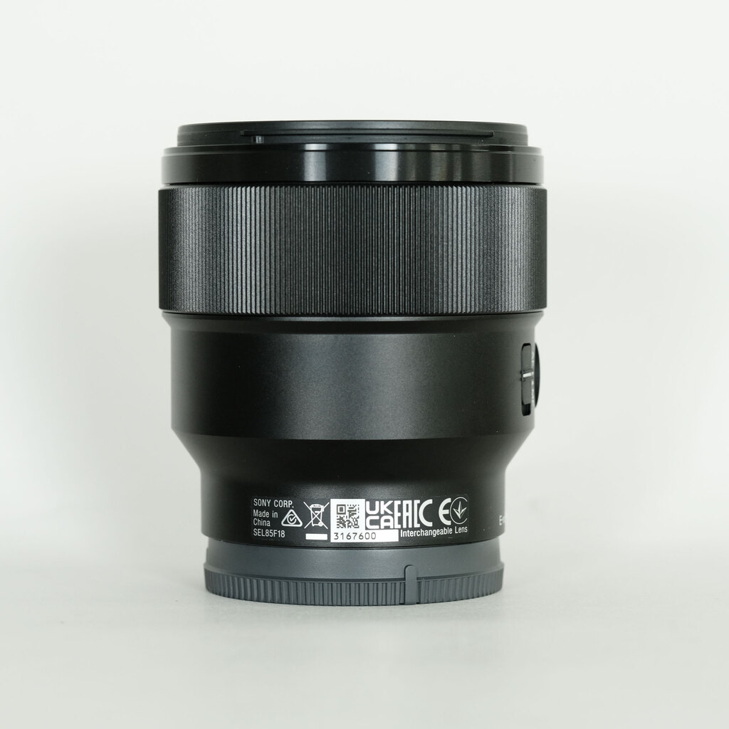 SONY FE 85mm F1.8 SEL85F18 SONY FE 85mm F1.8 SEL85F18