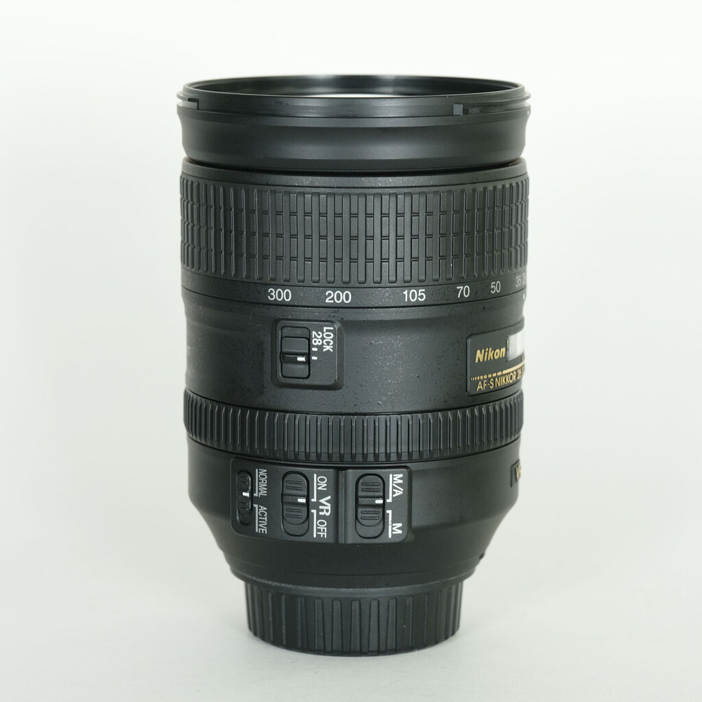 Nikon AF-S NIKKOR 28-300mm f/3.5-5.6G ED VR