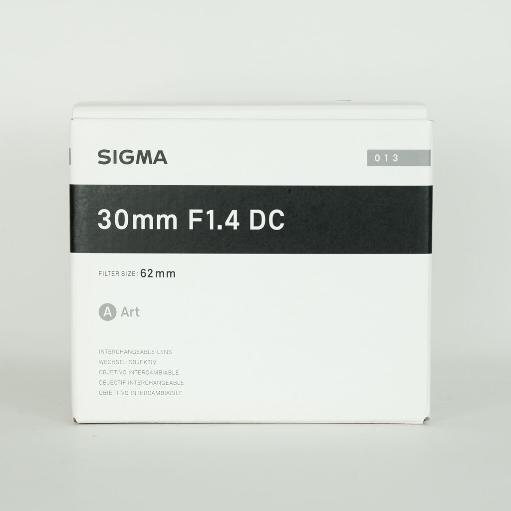 SIGMA 30mm F1.4 DC HSM | Art [キヤノン用]