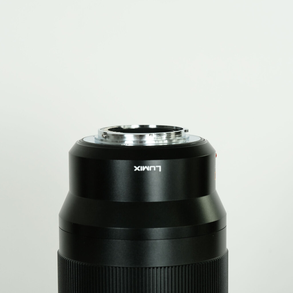 Panasonic LEICA DG VARIO-ELMARIT 50-200mm / F2.8-4.0 ASPH. / POWER O.I.S.