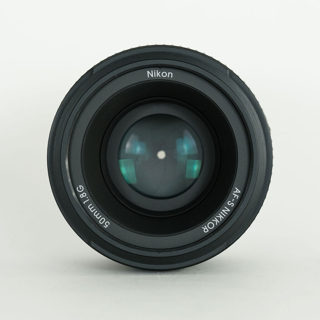 Nikon AF-S NIKKOR 50mm f/1.8G Nikon AF-S NIKKOR 50mm f/1.8G