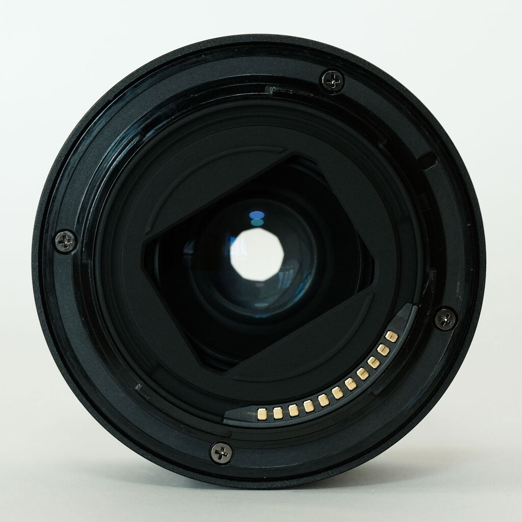 Nikon NIKKOR Z 40mm f/2 Nikon NIKKOR Z 40mm f/2