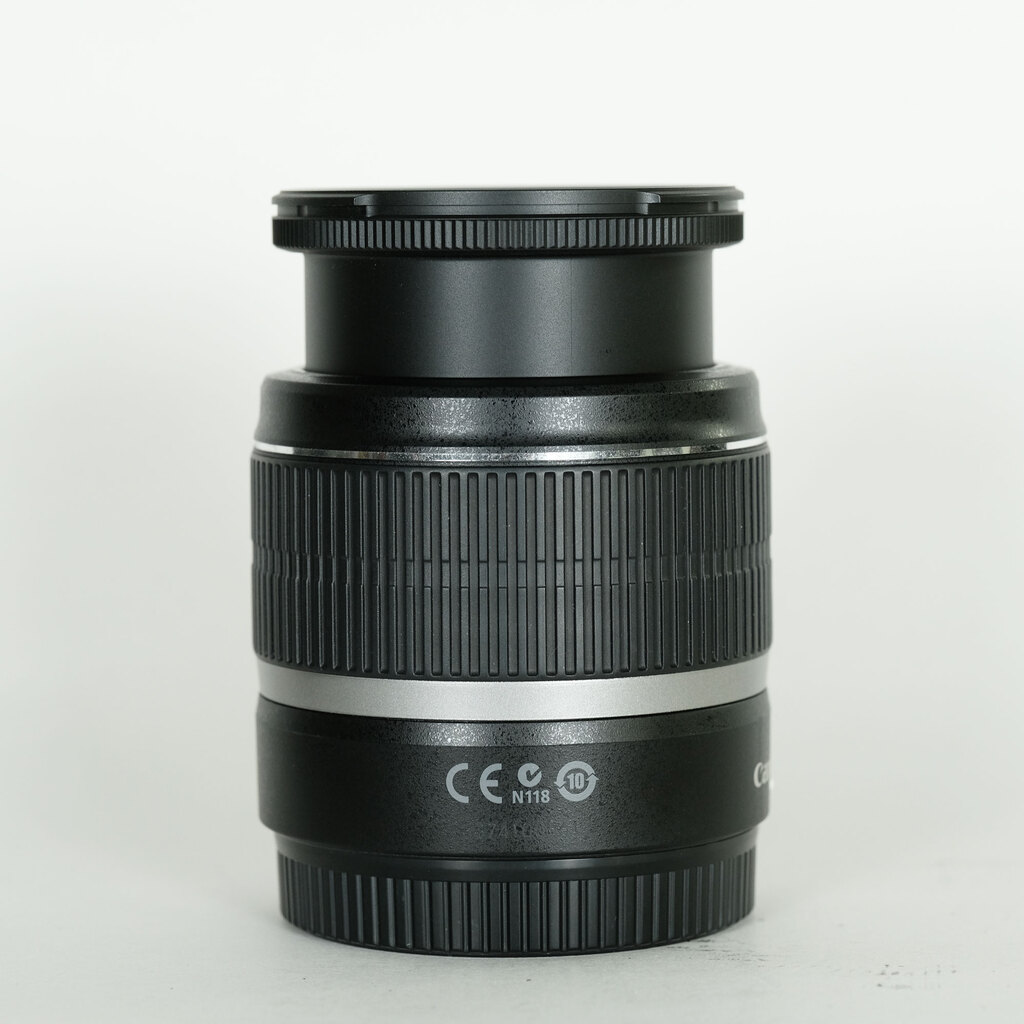 Canon EF-S18-55mm F3.5-5.6 IS Canon EF-S18-55mm F3.5-5.6 IS