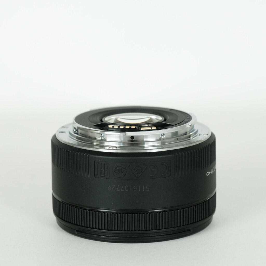 Canon EF50mm F1.8 STM Canon EF50mm F1.8 STM
