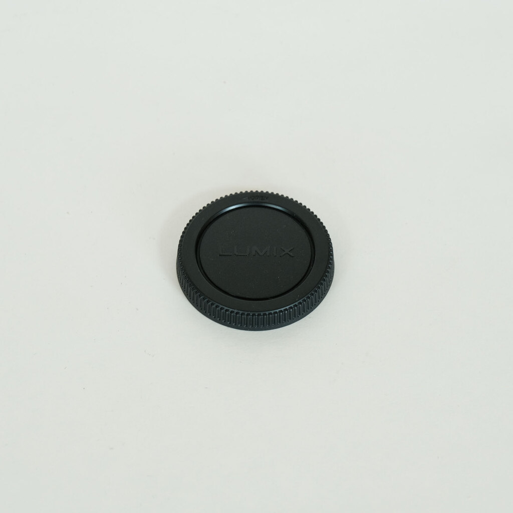 Panasonic LEICA DG VARIO-ELMARIT 12-60mm / F2.8-4.0 ASPH. / POWER O.I.S. Panasonic LEICA DG VARIO-ELMARIT 12-60mm / F2.8-4.0 ASPH. / POWER O.I.S.
